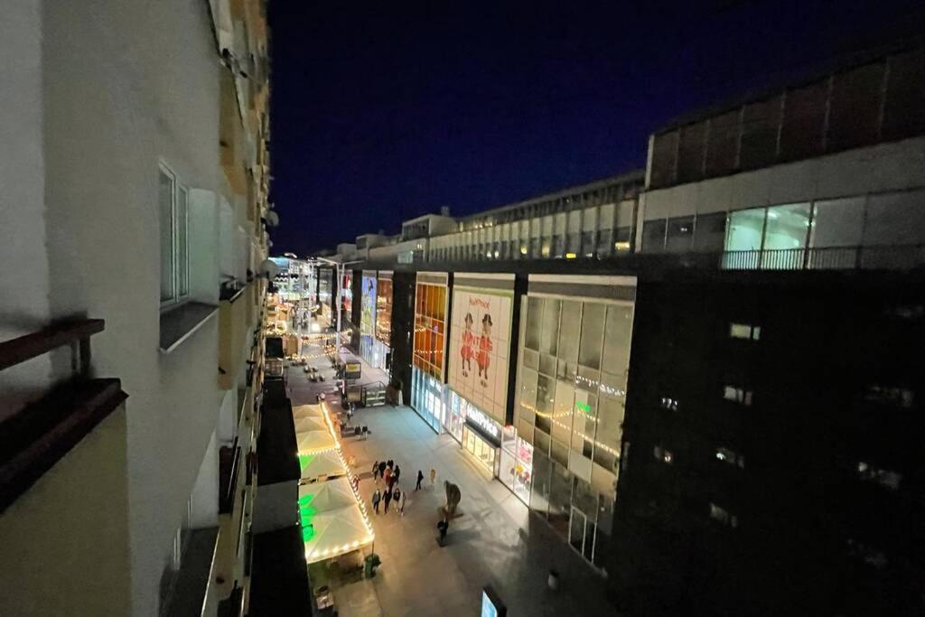 Super Apartament Sawa 2 Metro Wifi 500 Mbs Tv'50 Netflix Hbo Appletv+ Варшава Экстерьер фото