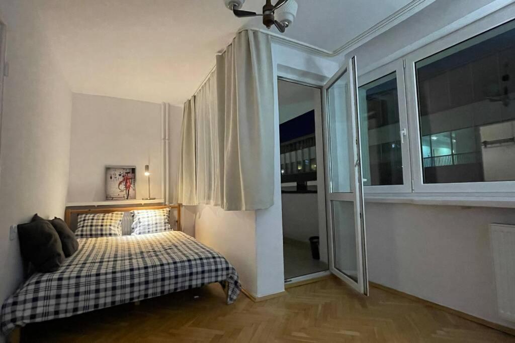 Super Apartament Sawa 2 Metro Wifi 500 Mbs Tv'50 Netflix Hbo Appletv+ Варшава Экстерьер фото